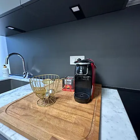 Apartment Elegant In A Historic Building, Just A Few Steps From The Duomo